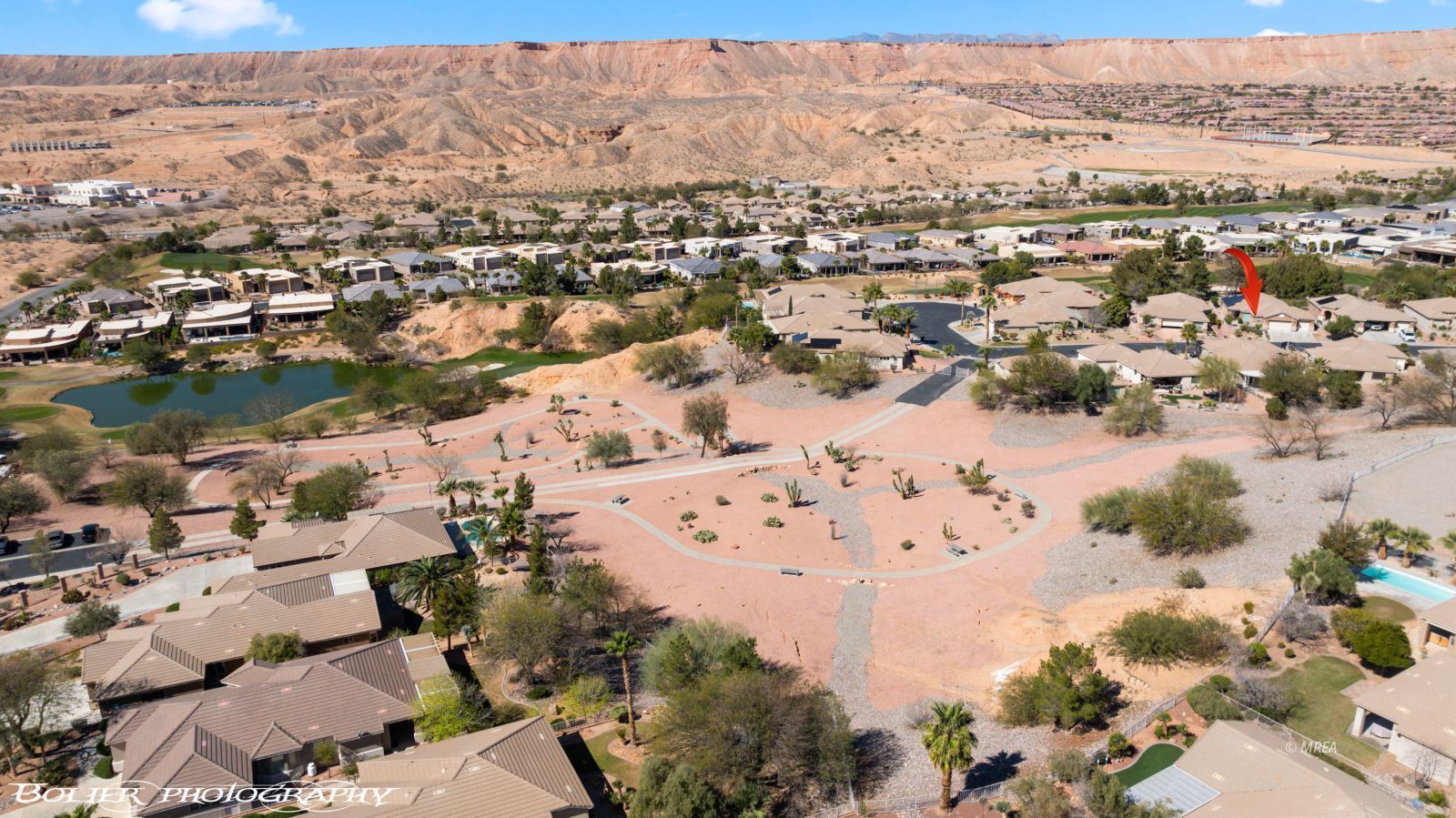 454  Highland View Ct