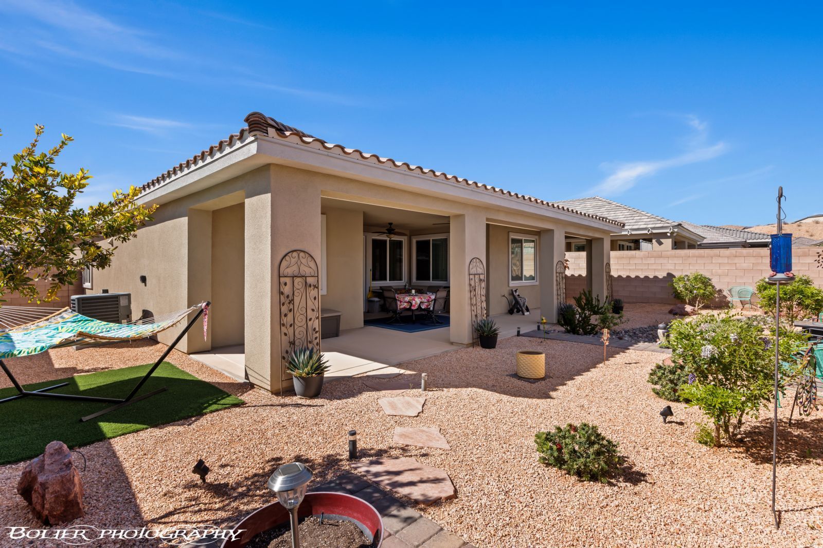 469  Paradise Valley Heights 