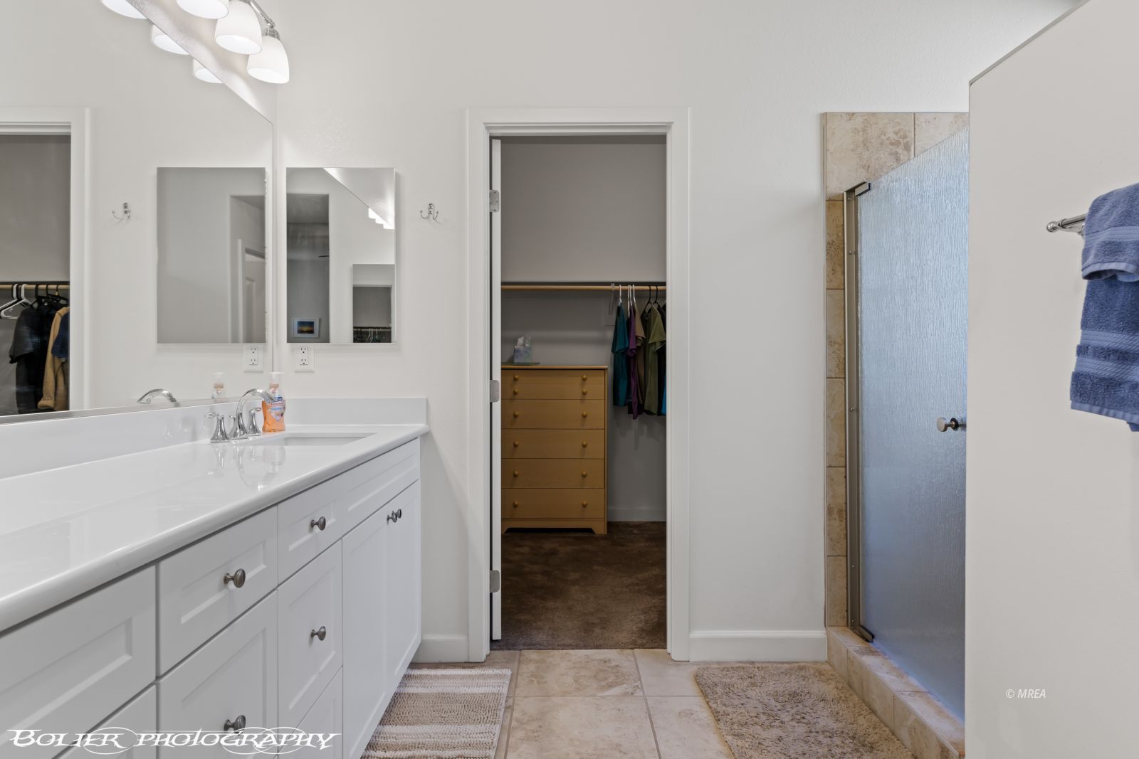 469  Paradise Valley Heights 