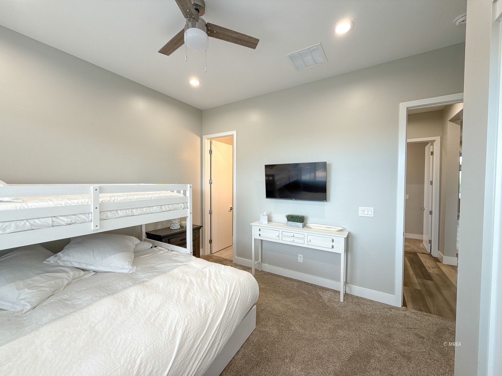 1574  Pomegranate Trail Dr