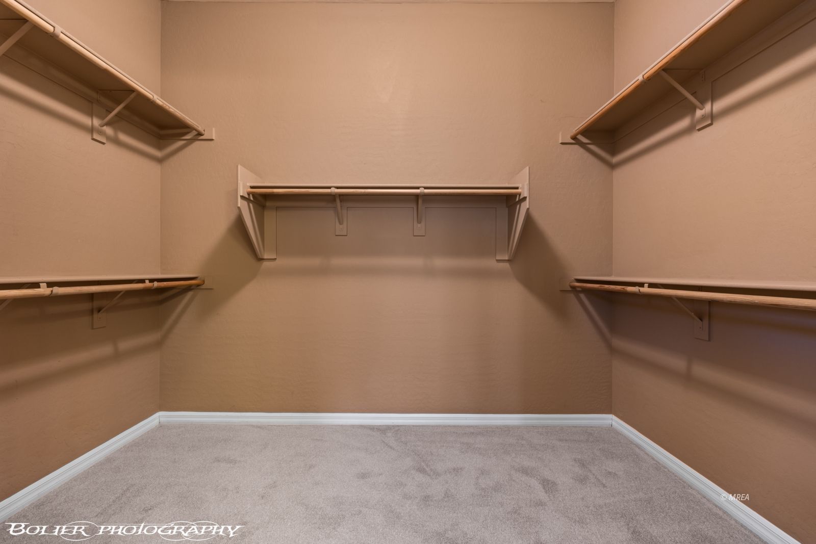 865  Dutch Oven Lane 