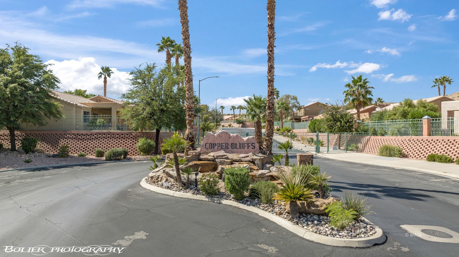 998  Opal St