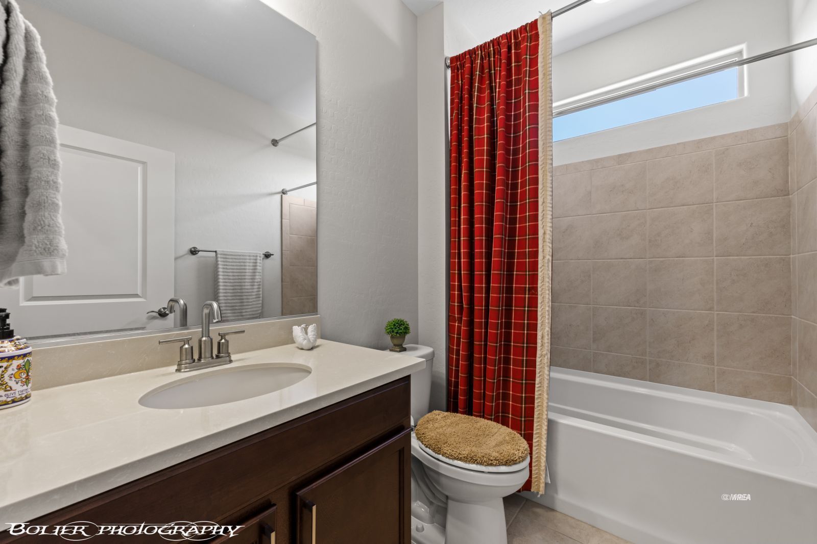 1420  Downy Peak Cyn 