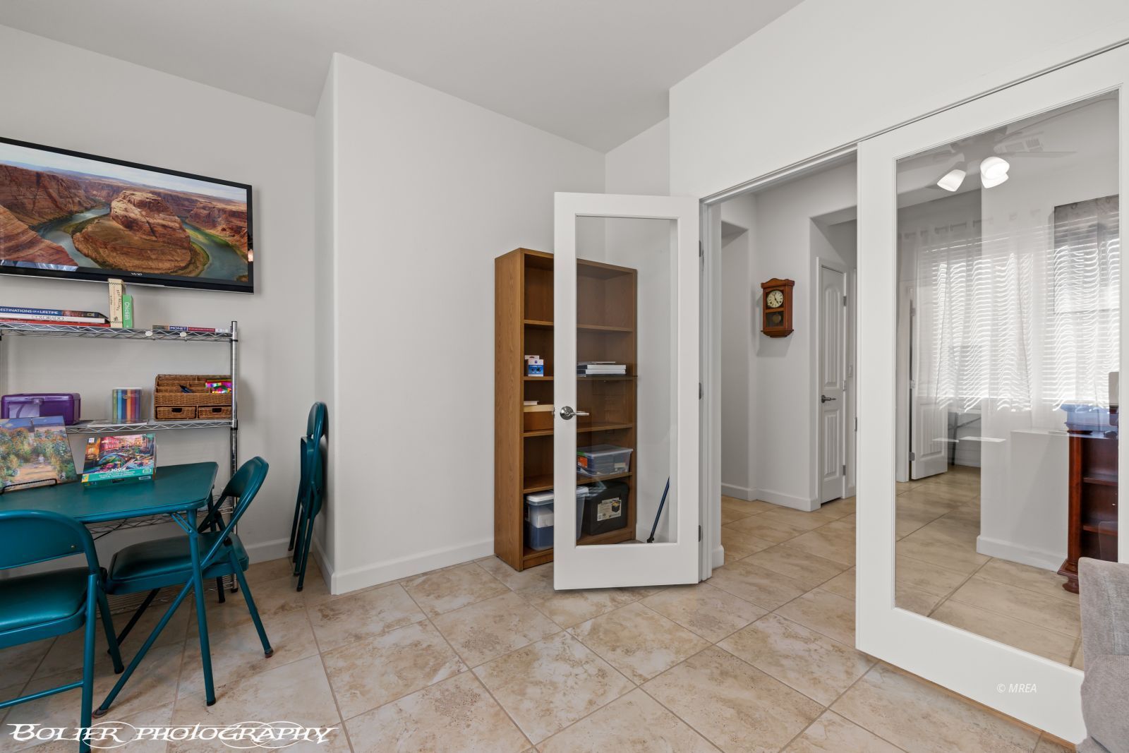 469  Paradise Valley Heights 