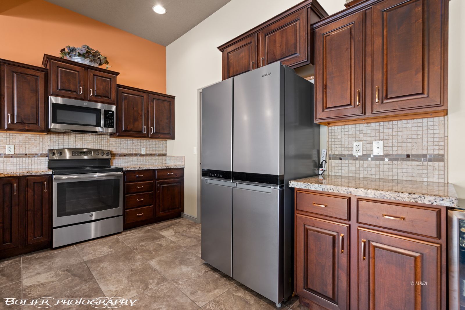 845  Santa Maria Way