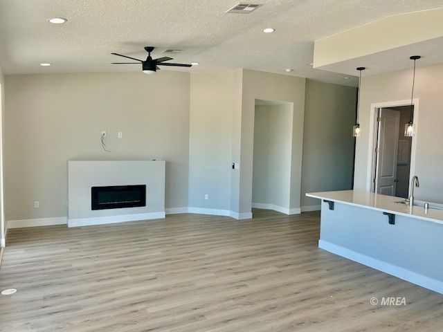 632  AUSTIN HARRY Dr