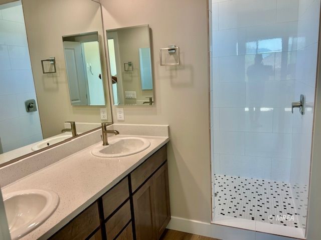 632  AUSTIN HARRY Dr