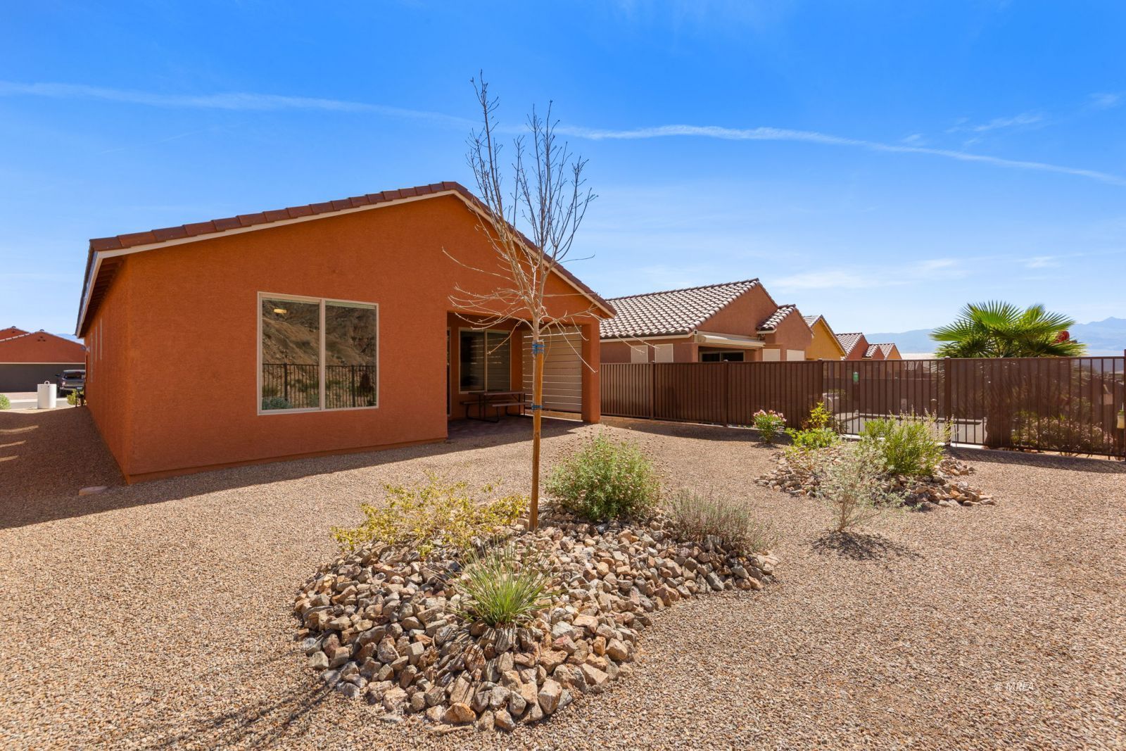 1481  Pin Cushion Rdg 