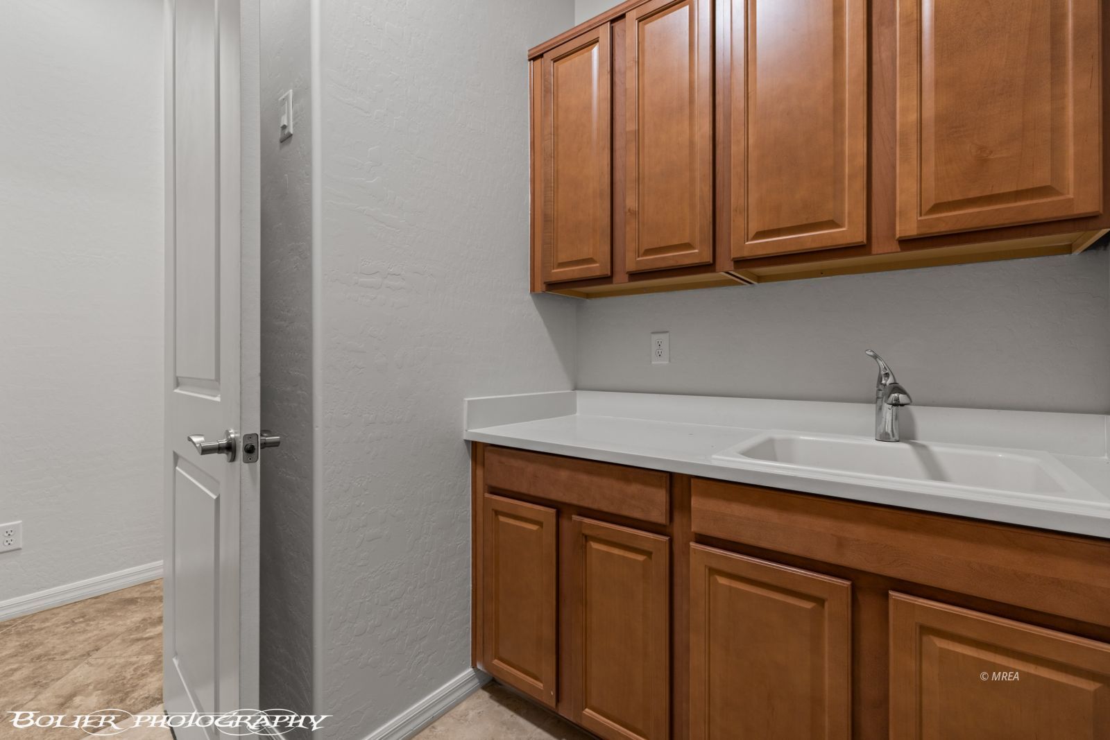 865  Dutch Oven Lane 