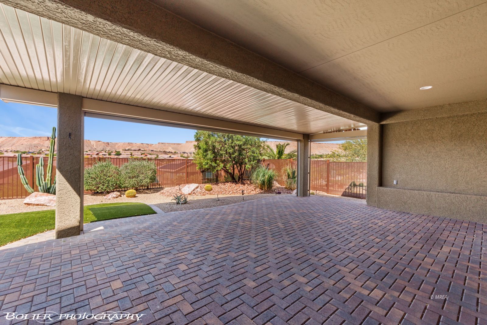 901  Emerald Pool Bluff 