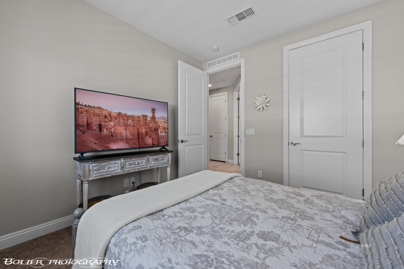 1008  Challenger Bluff 