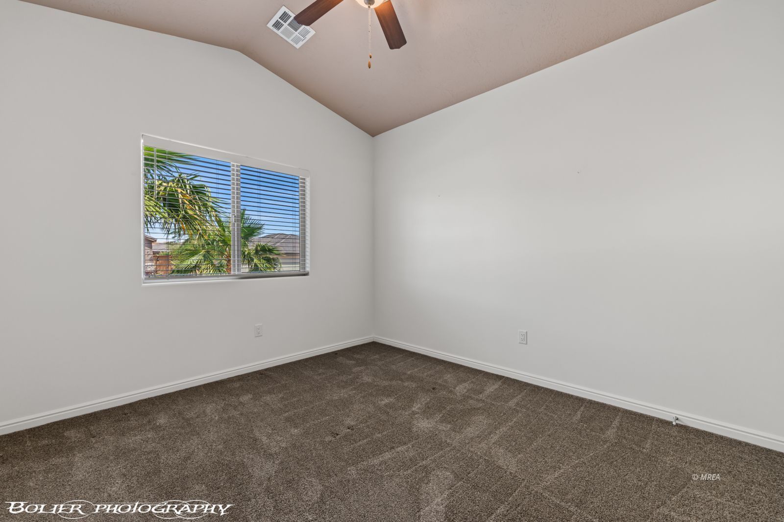 556  Quartz Way