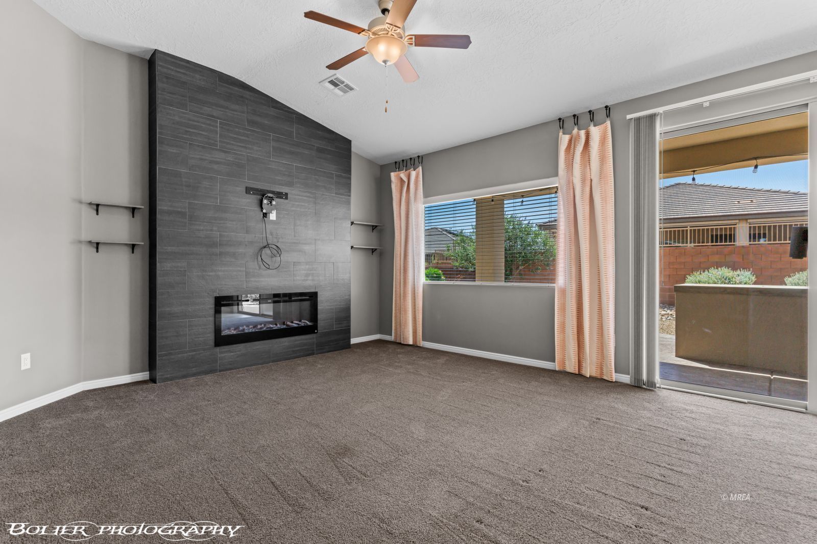556  Quartz Way