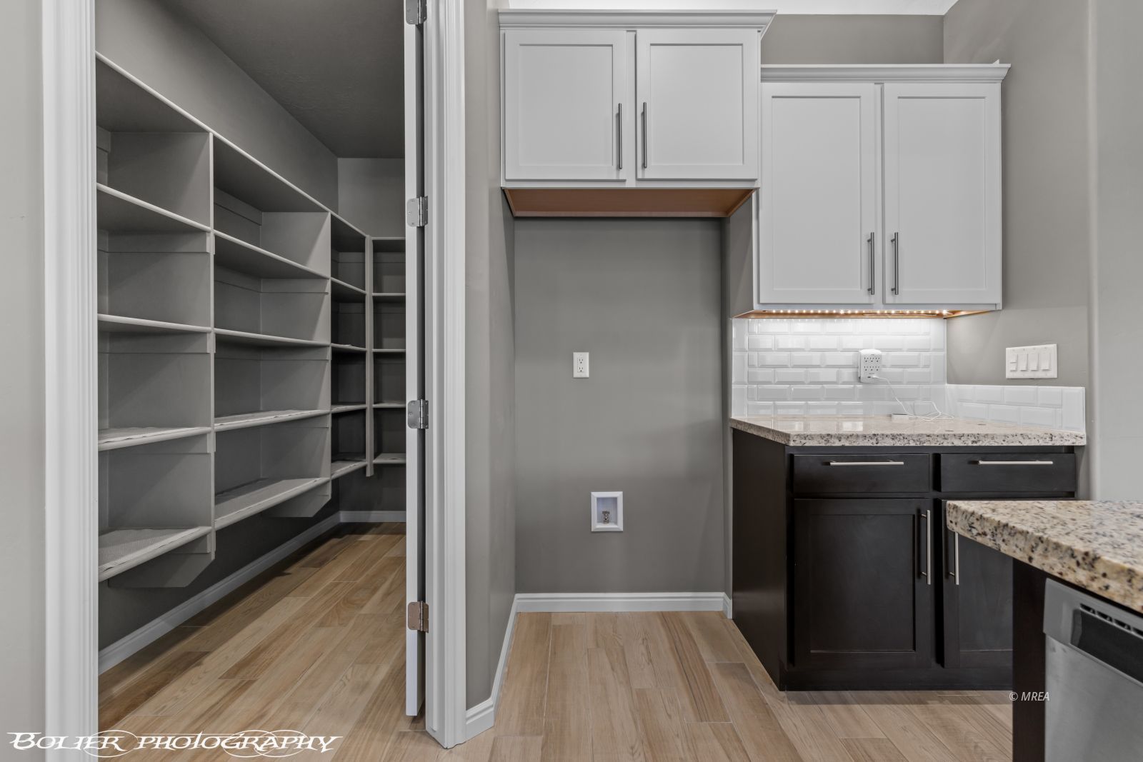 556  Quartz Way