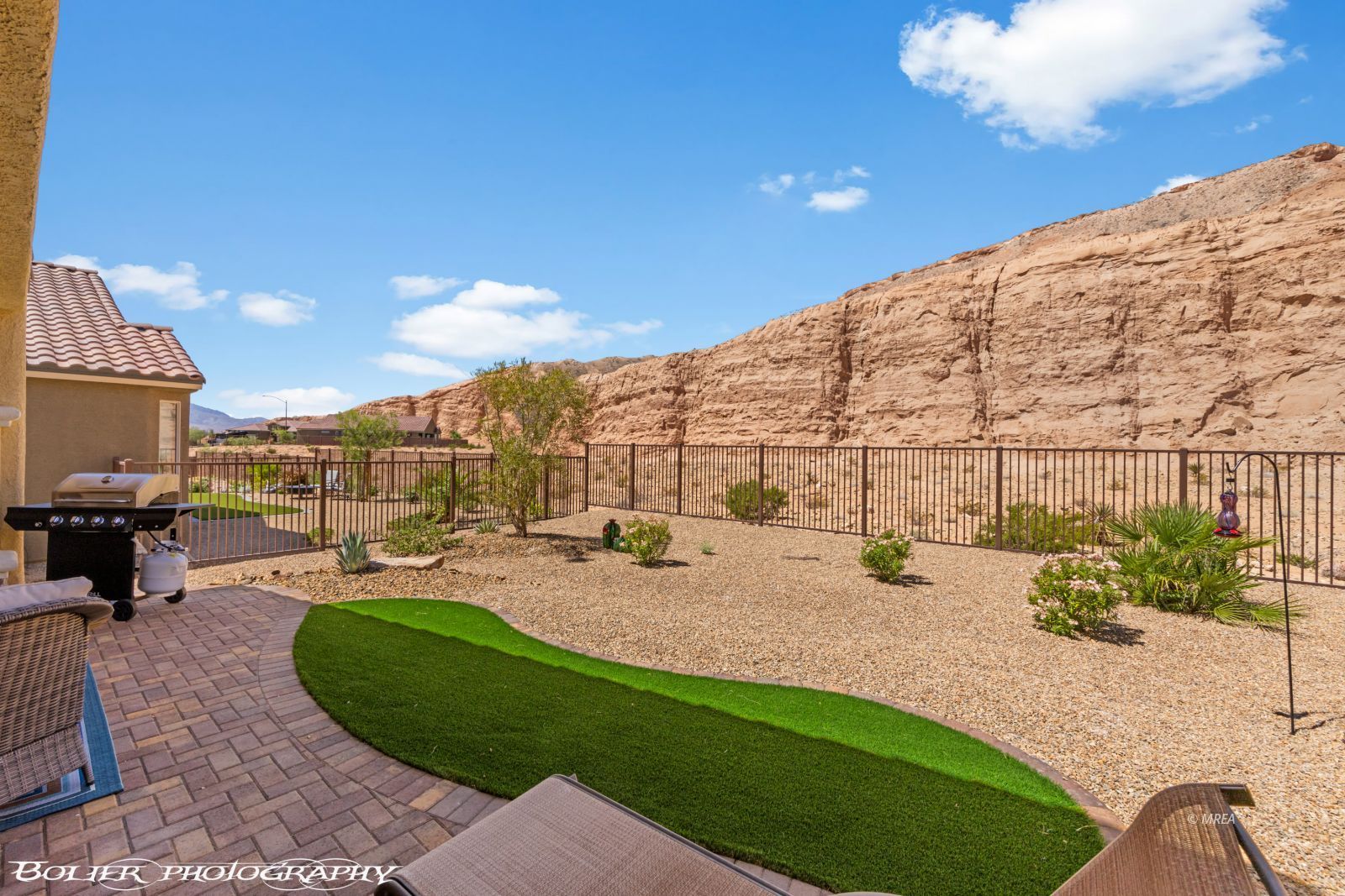 1405  Pin Cushion Ridge 