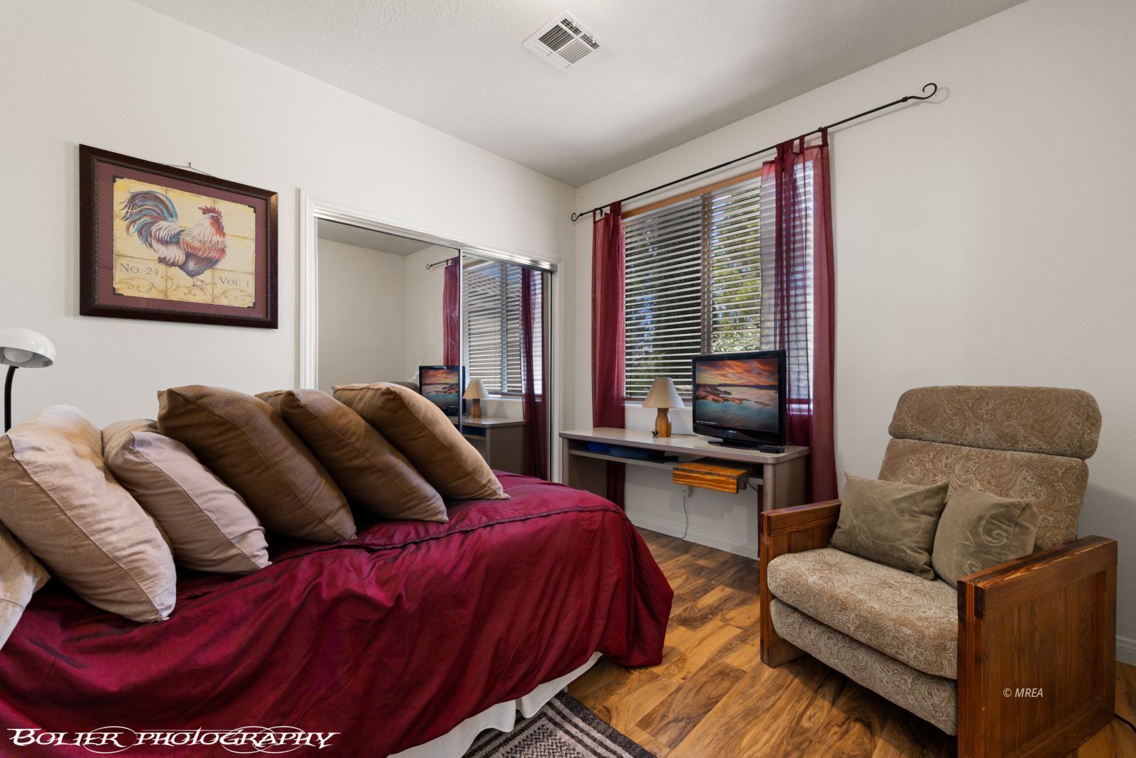 646  Jessica Dr