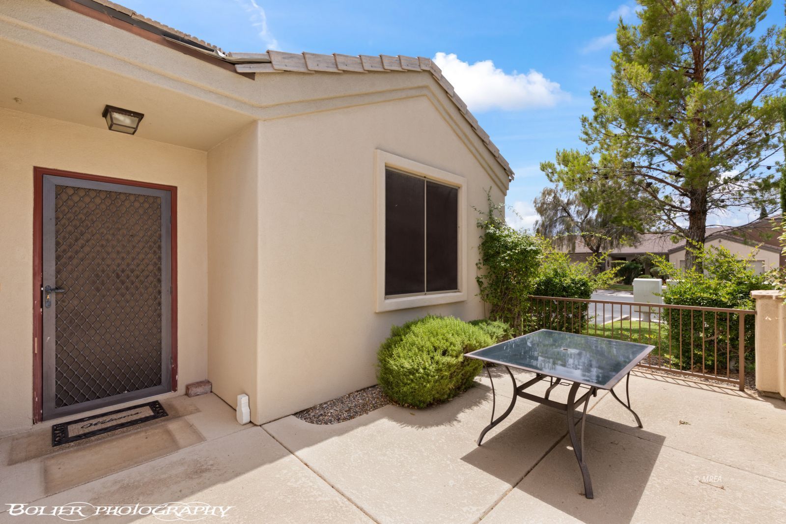 646  Jessica Dr