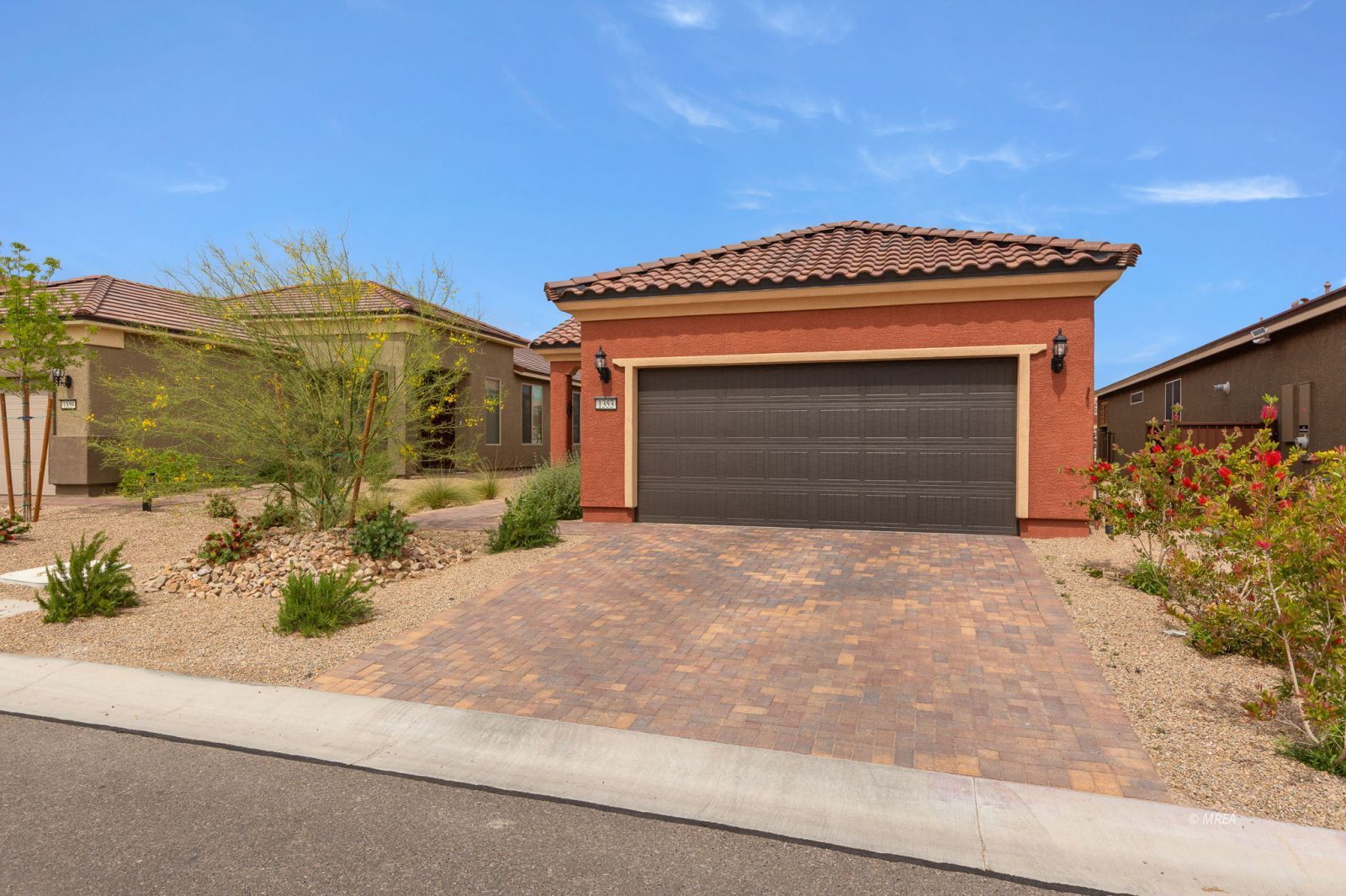 1353  Evening Breeze Ln