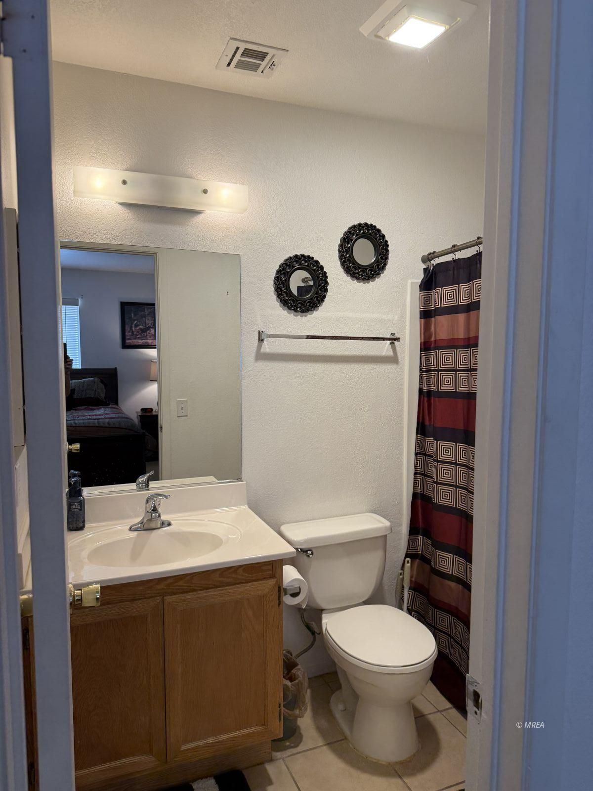 449  Mesa Blvd  #201