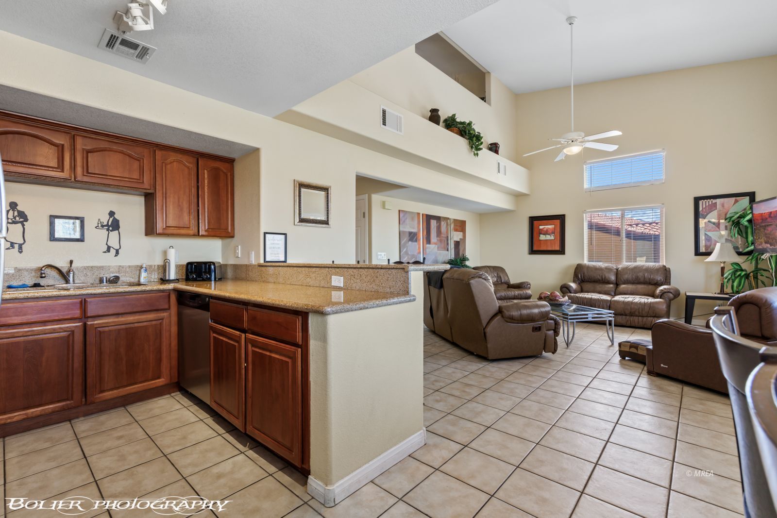 890  Kitty Hawk Dr #524