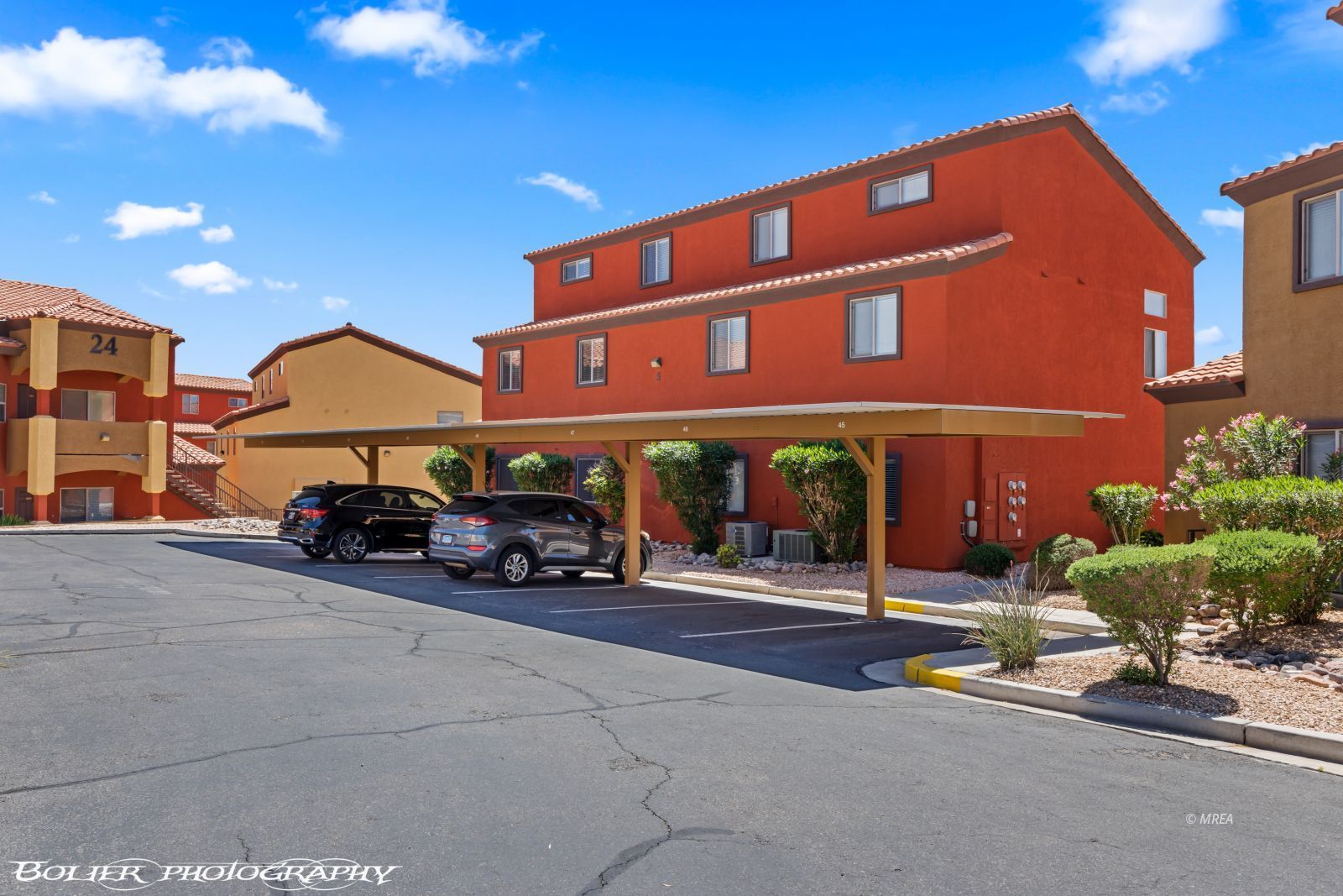 890  Kitty Hawk Dr #524