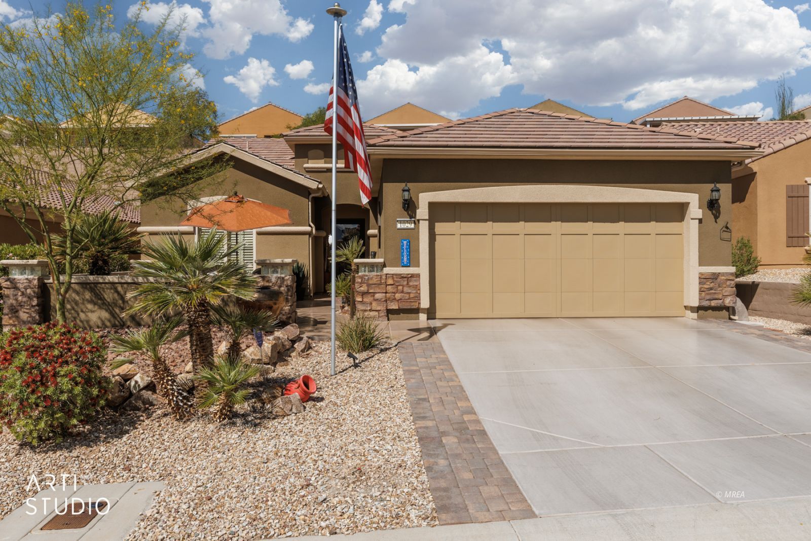 1029  Back Country Trl 