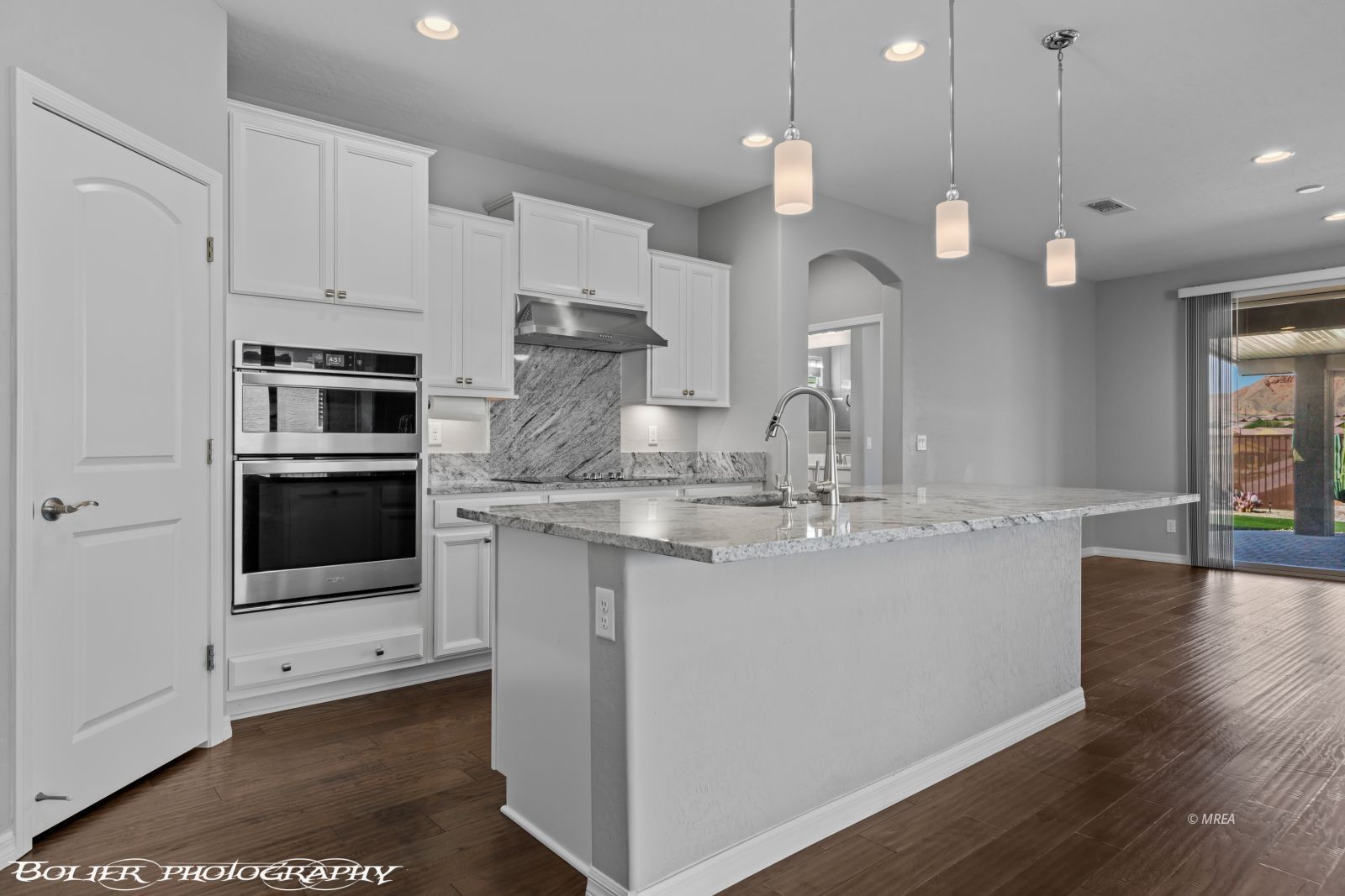 901  Emerald Pool Bluff 