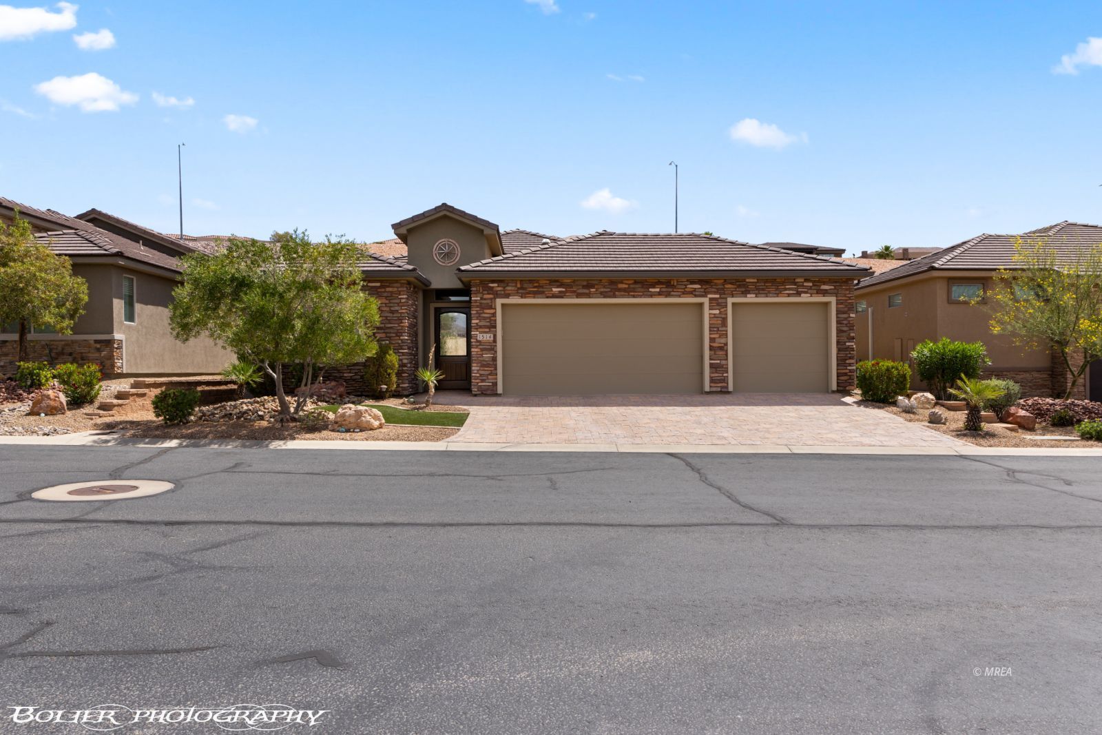 1514  Royal Vista Ln