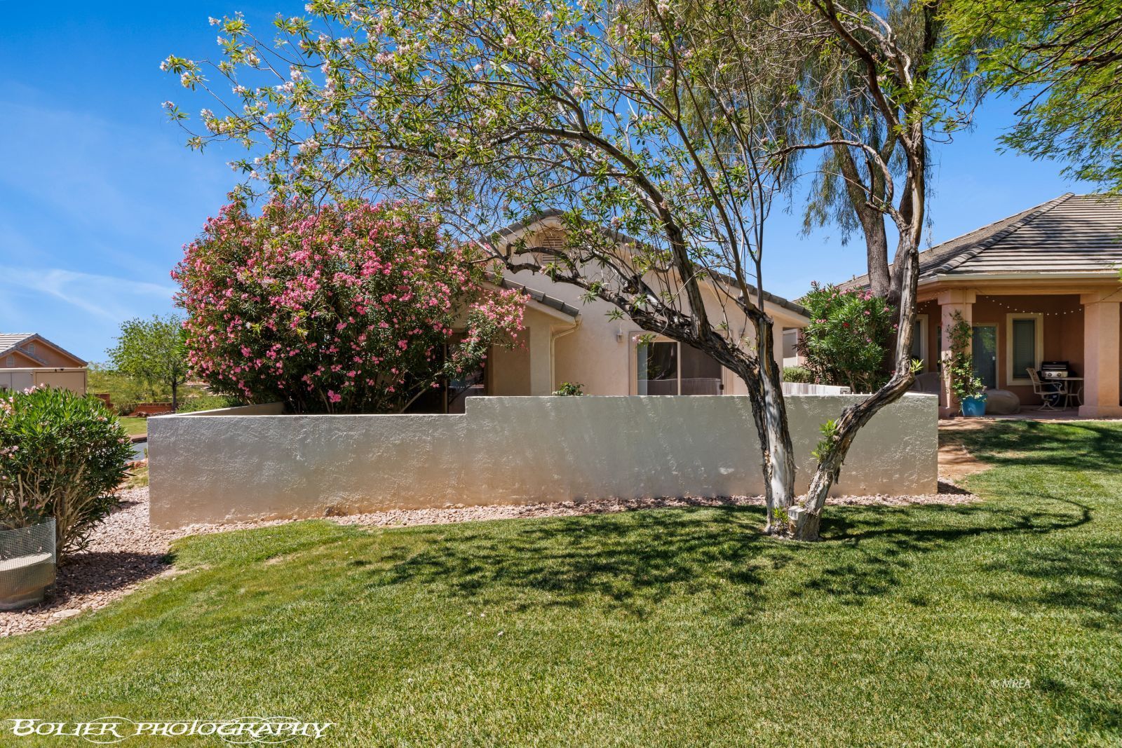 400  Paradise Pkwy  #113