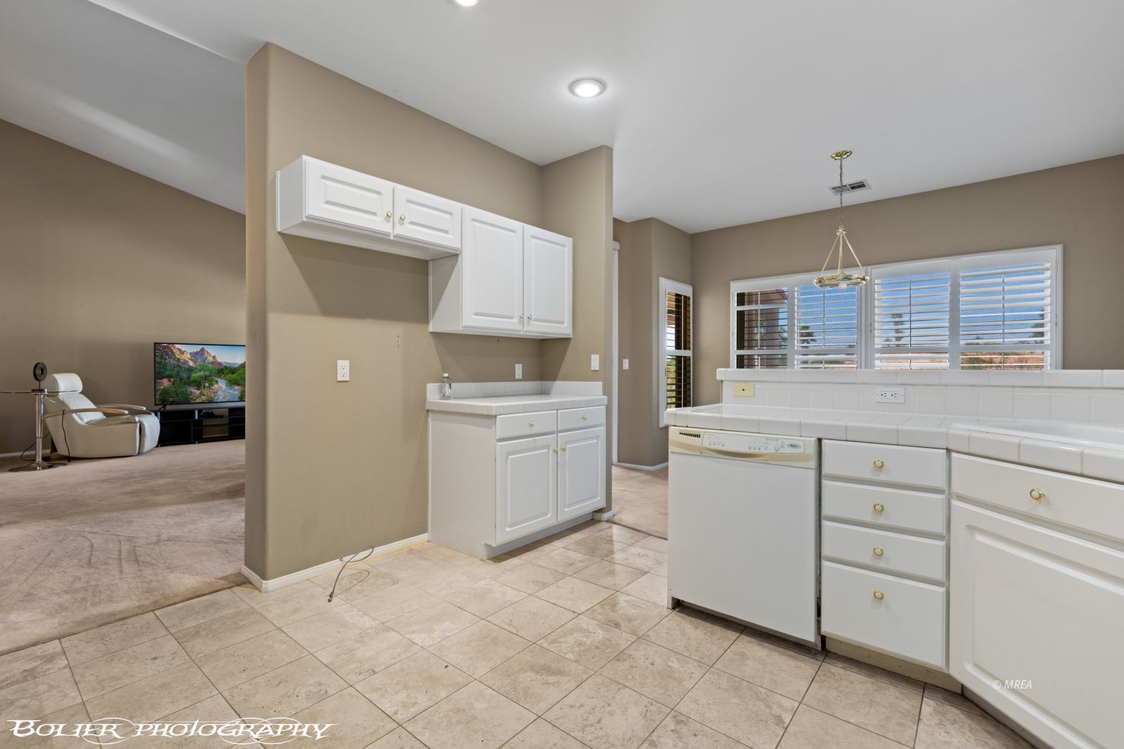 649  Rancho Cir