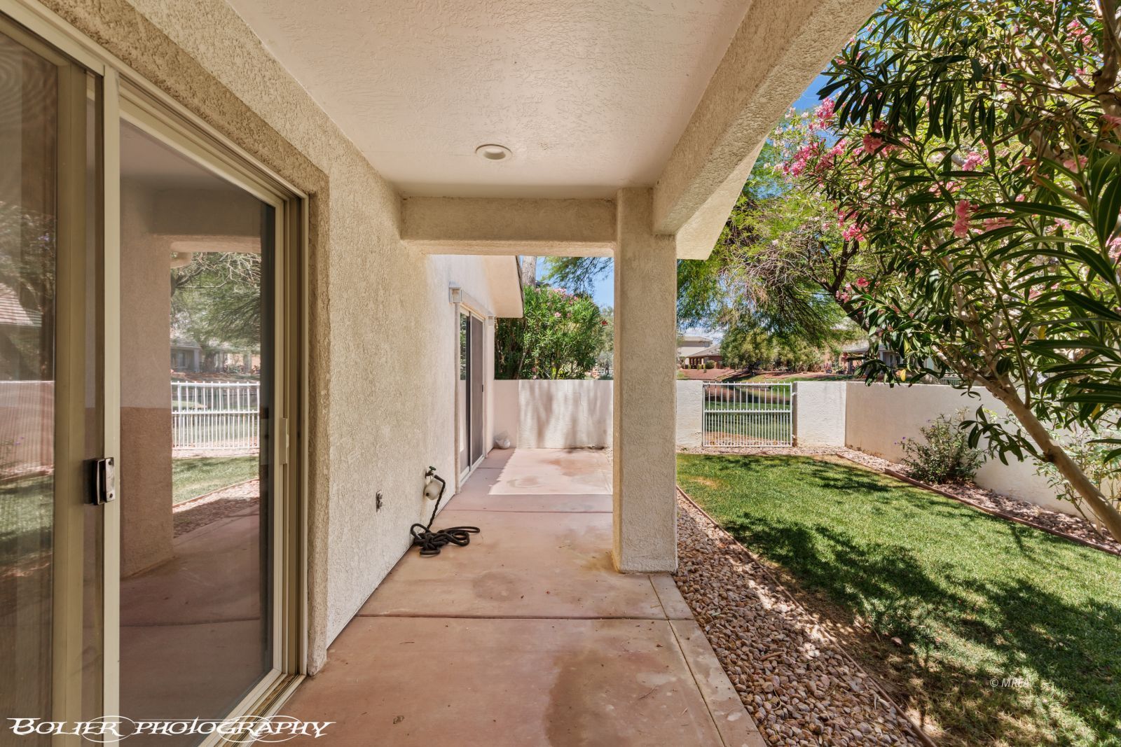 400  Paradise Pkwy  #113