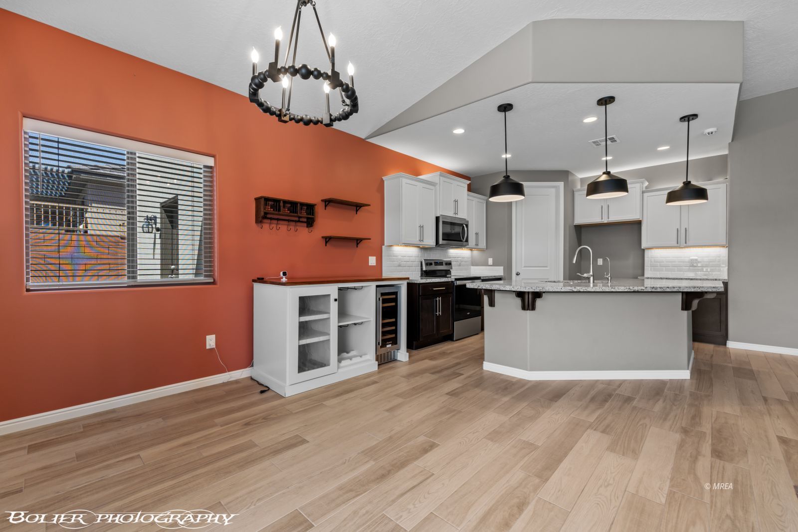 556  Quartz Way