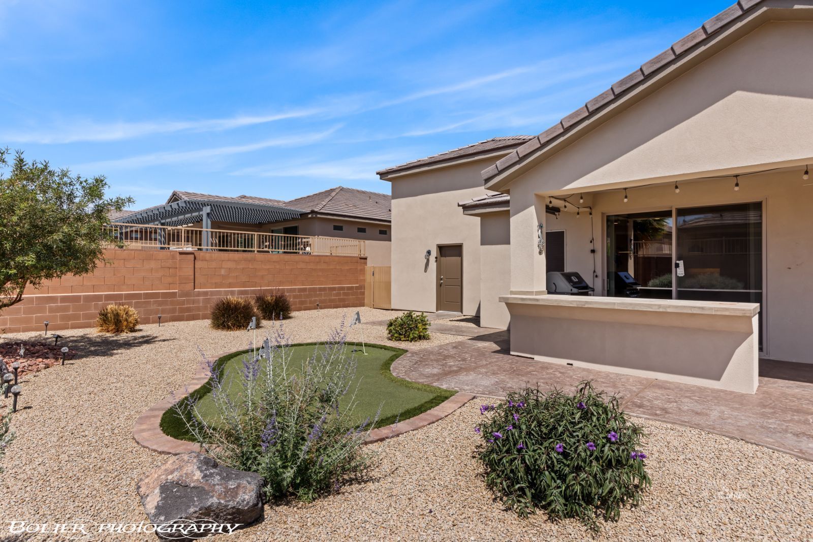 556  Quartz Way