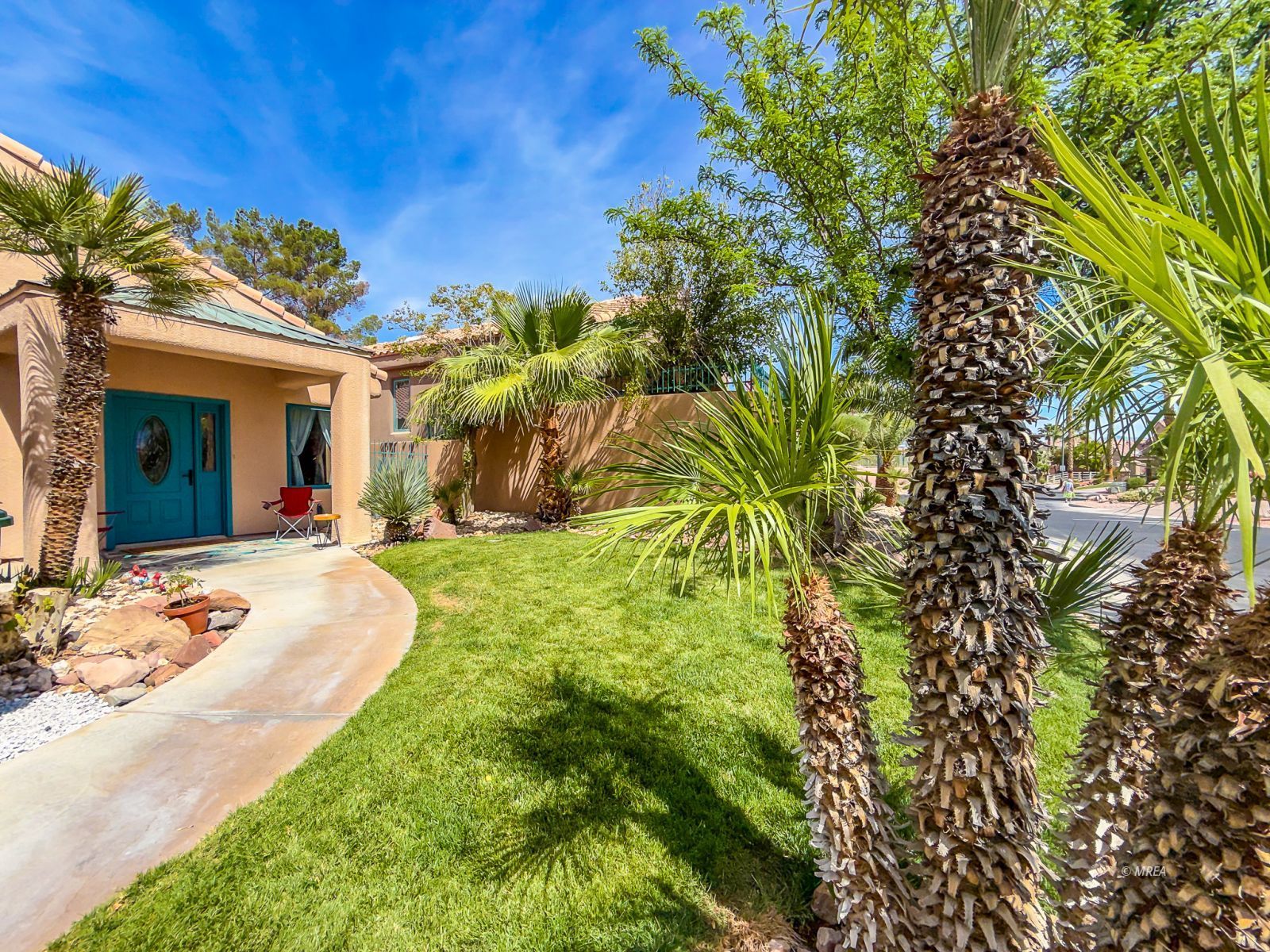 705  Pinnacle Ct