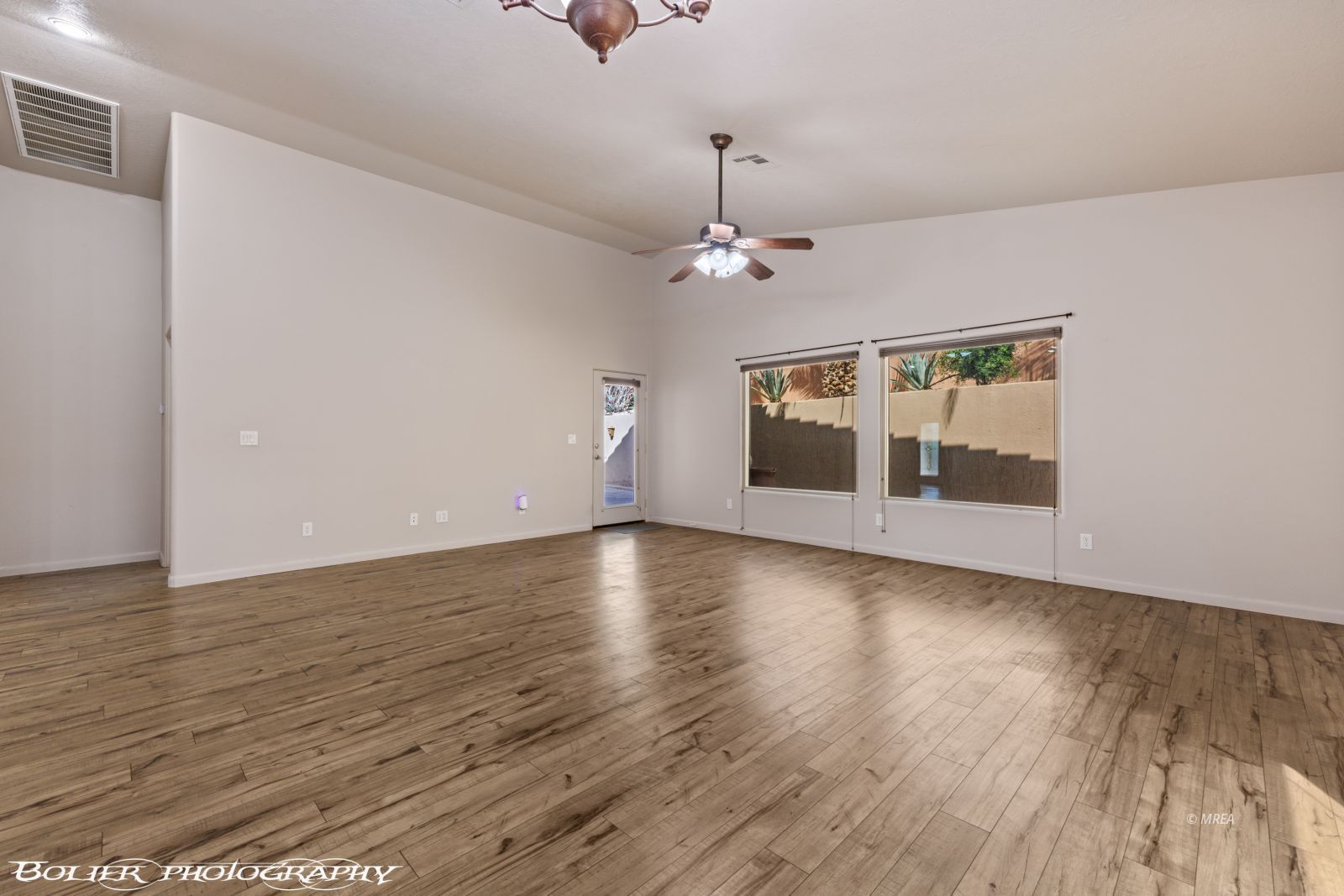 233  Pinnacle Ct
