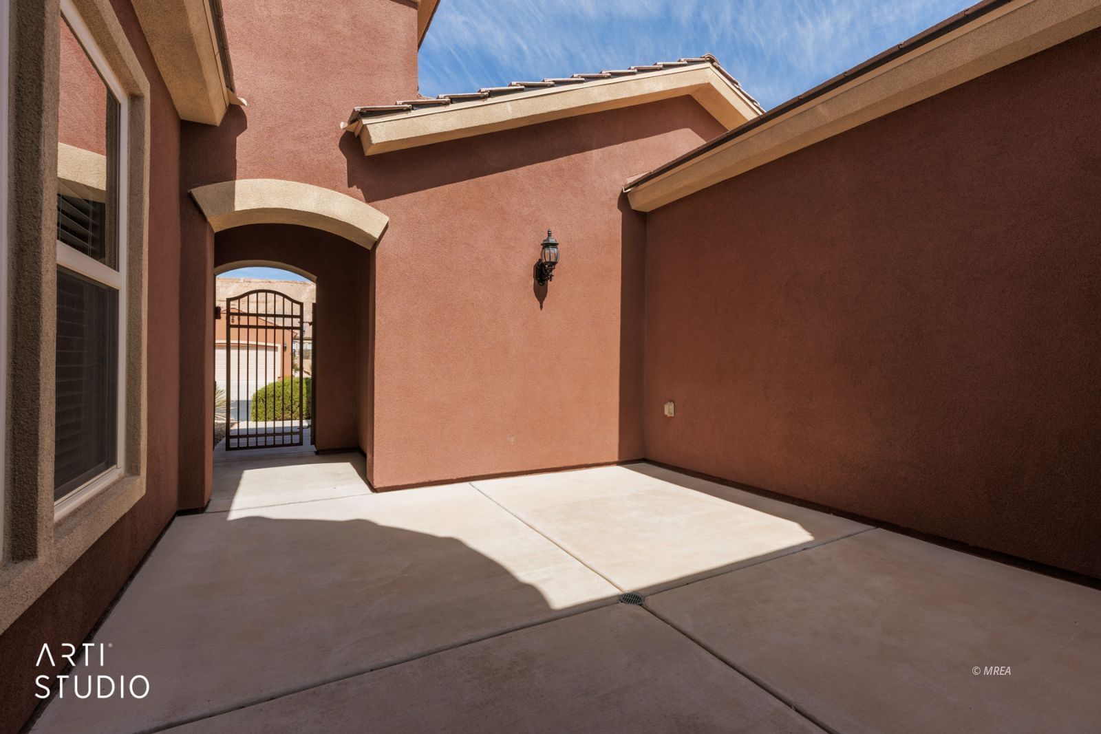 1064  Buckboard Trail 