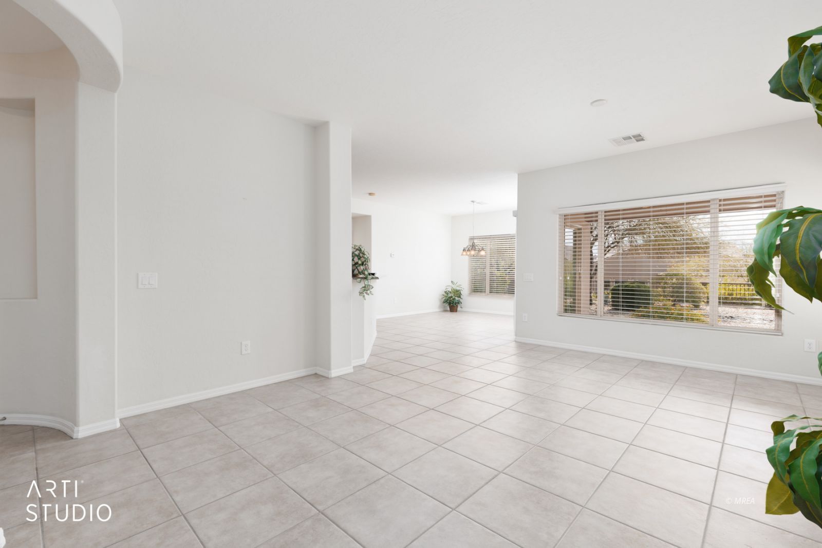 1064  Buckboard Trail 
