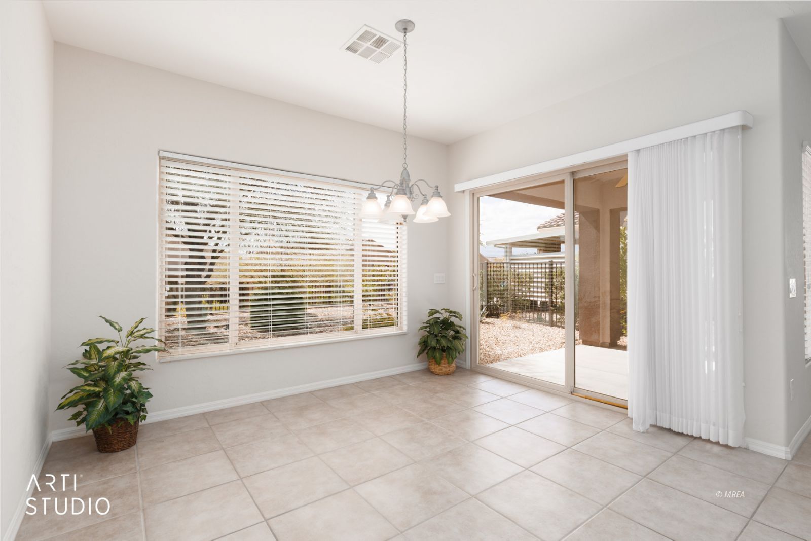 1064  Buckboard Trail 