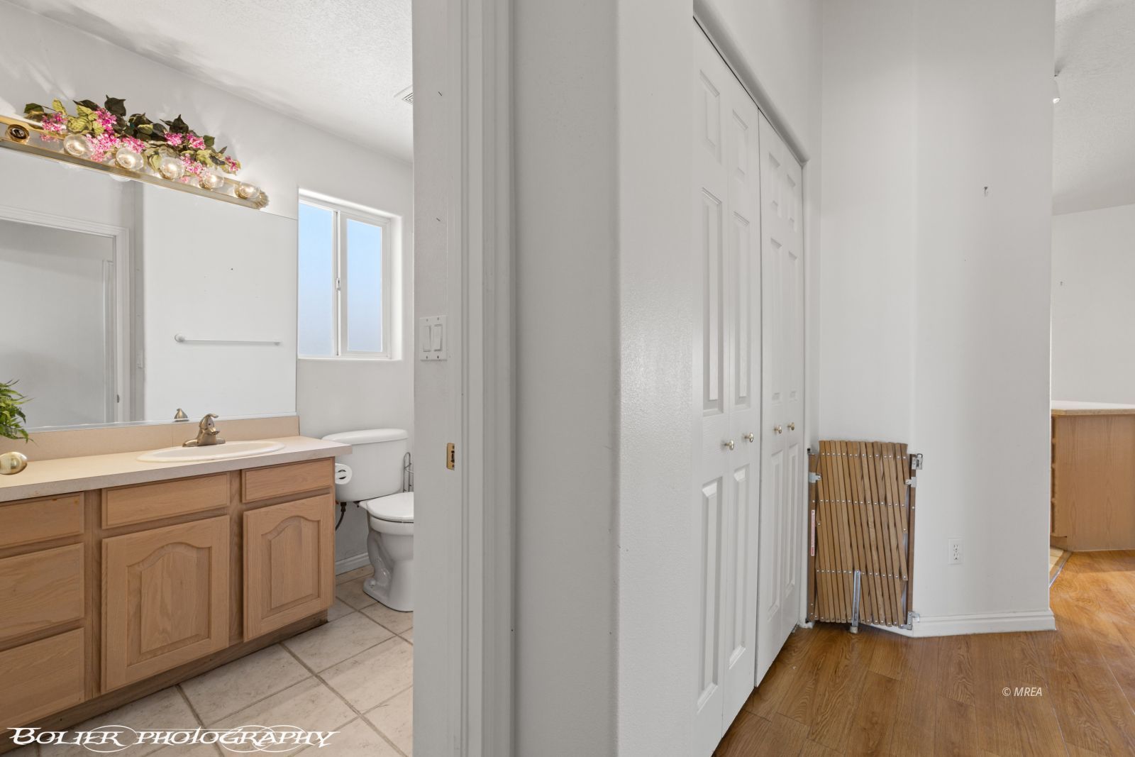 648  Valley View Dr