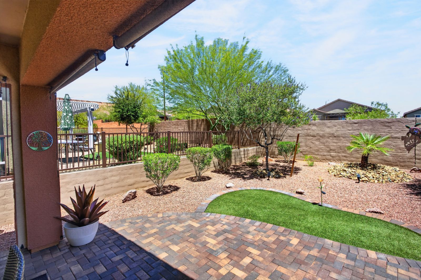 1453  Bronco Trail 