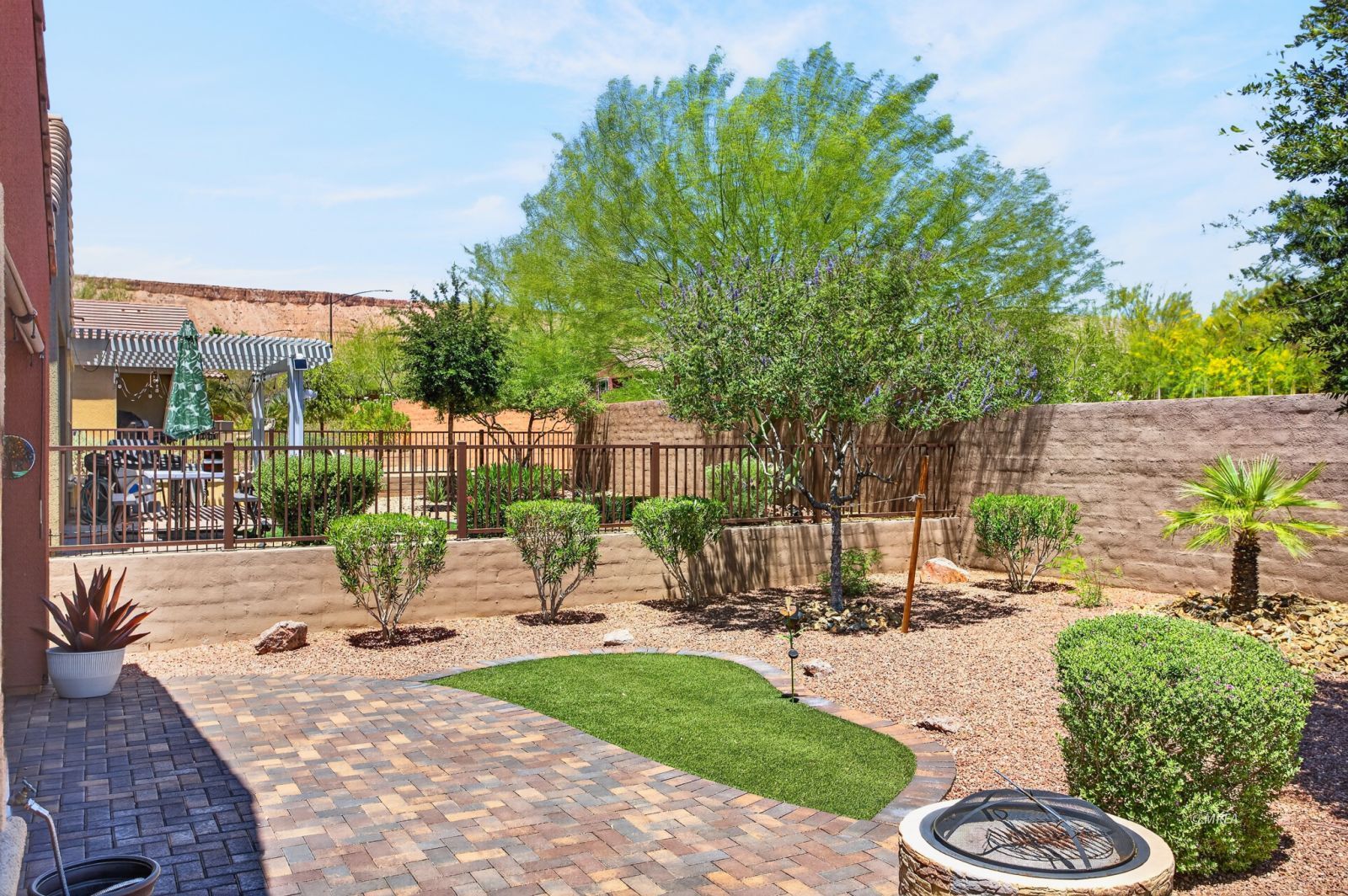 1453  Bronco Trail 