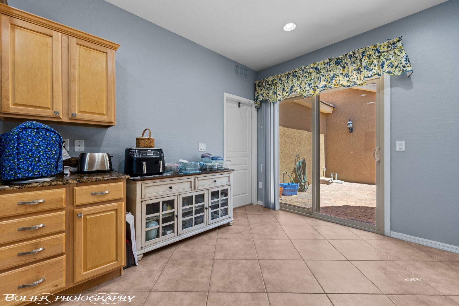1385  Saddle Horn Ct