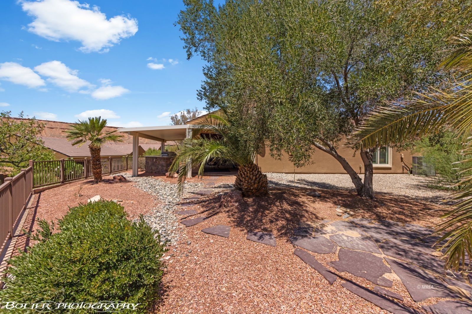 1385  Saddle Horn Ct