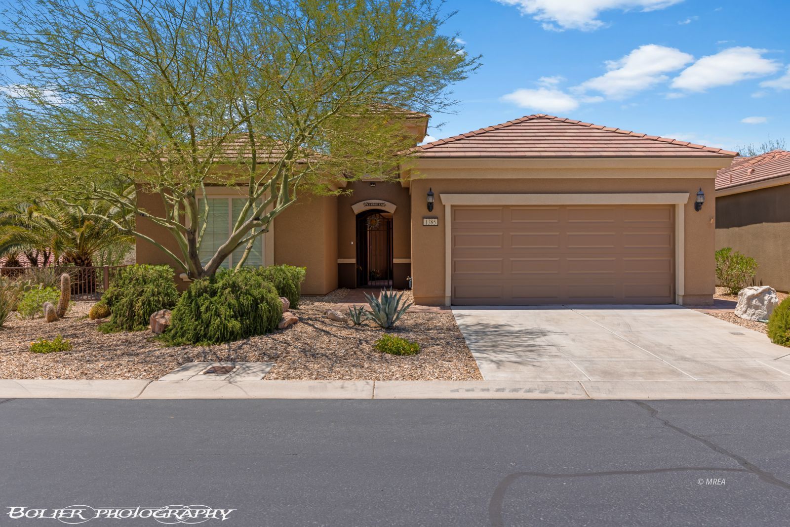1385  Saddle Horn Ct