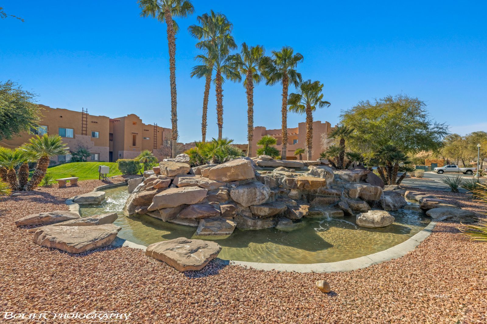 728  Hardy Way