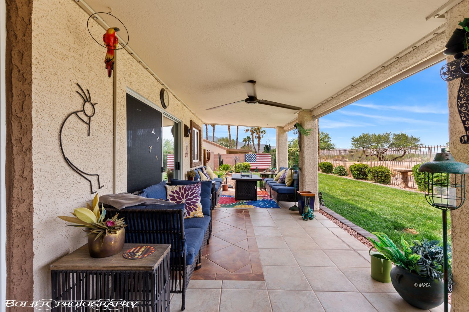 753  Fox Hills Way