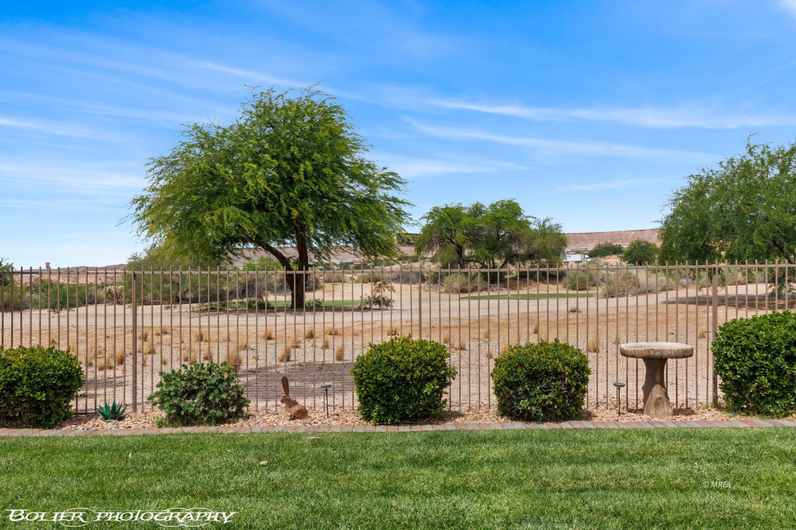 753  Fox Hills Way