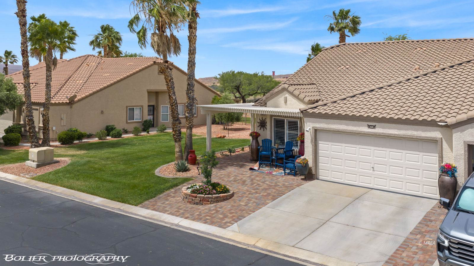 753  Fox Hills Way