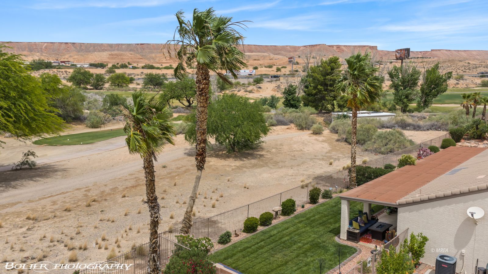 753  Fox Hills Way