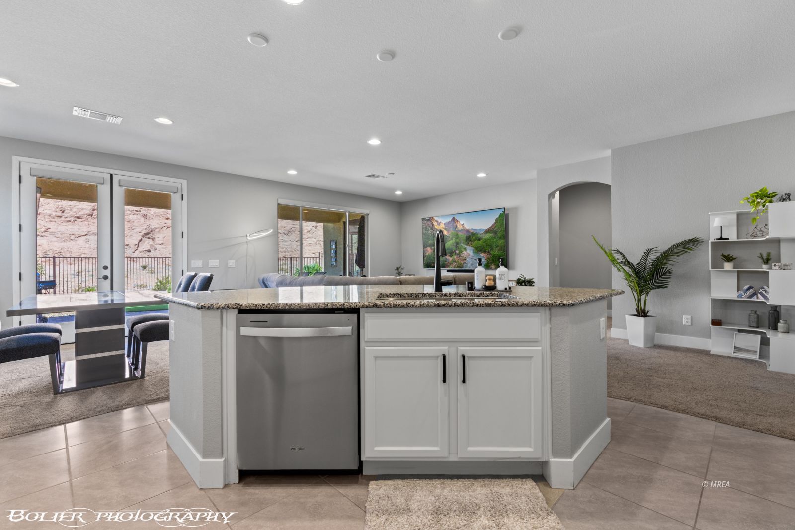 1405  Pin Cushion Ridge 